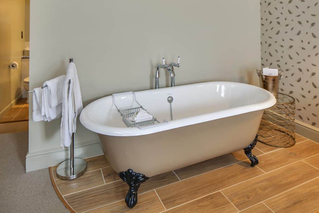 Rolltop Bath in Bedroom