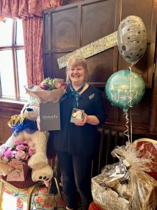 Dawn calls time on Maids Head and is showered with gifts