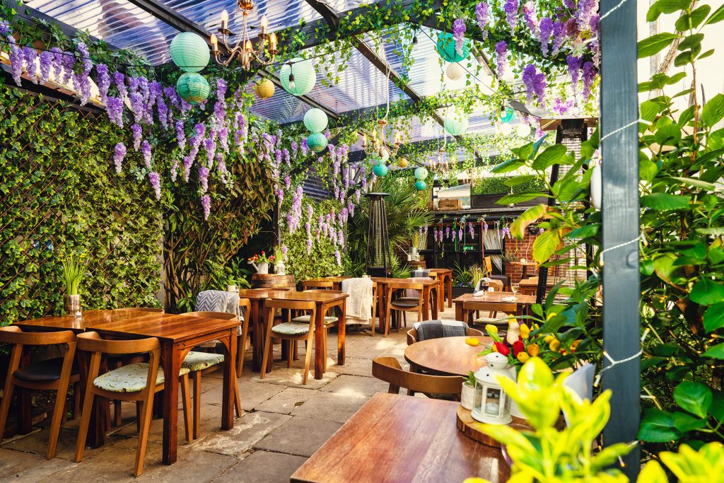 Maids Head Hotel Courtyard for Summer in Norwich Events